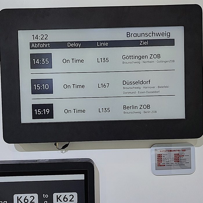 Affichages de papier électronique et applications ESL dans les villes intelligentes et les transports publics